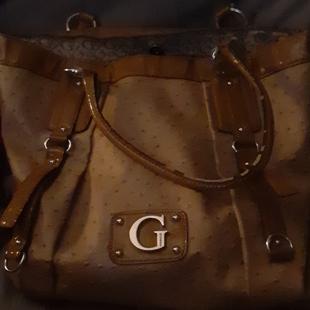Guess purse